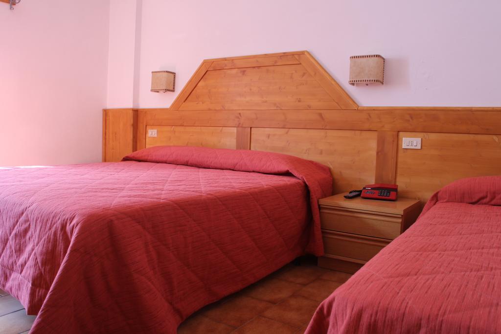 Hotel Paganella Molveno Buitenkant foto